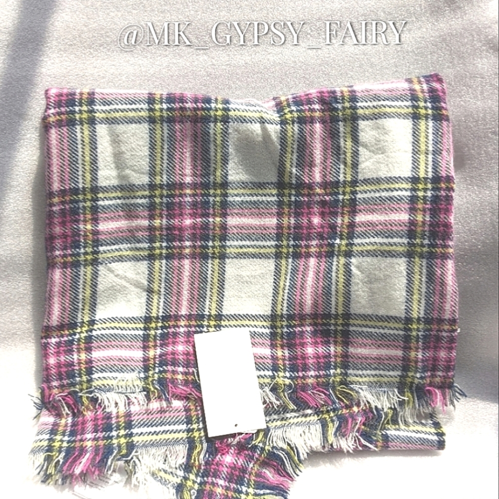 Classic Plaid Blanket Scarf ACCESSORY DEPOT Womens Wrap Scarf White Green Pink